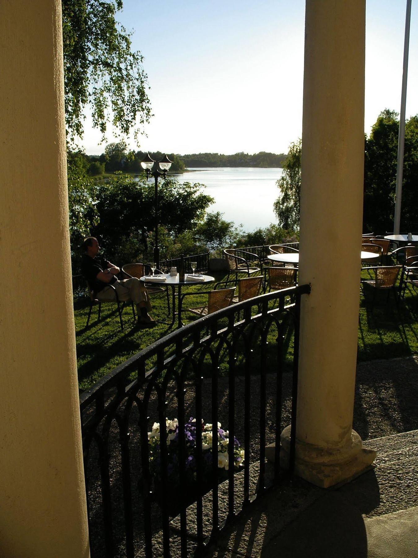Balingsholm Hotel Huddinge Eksteriør billede