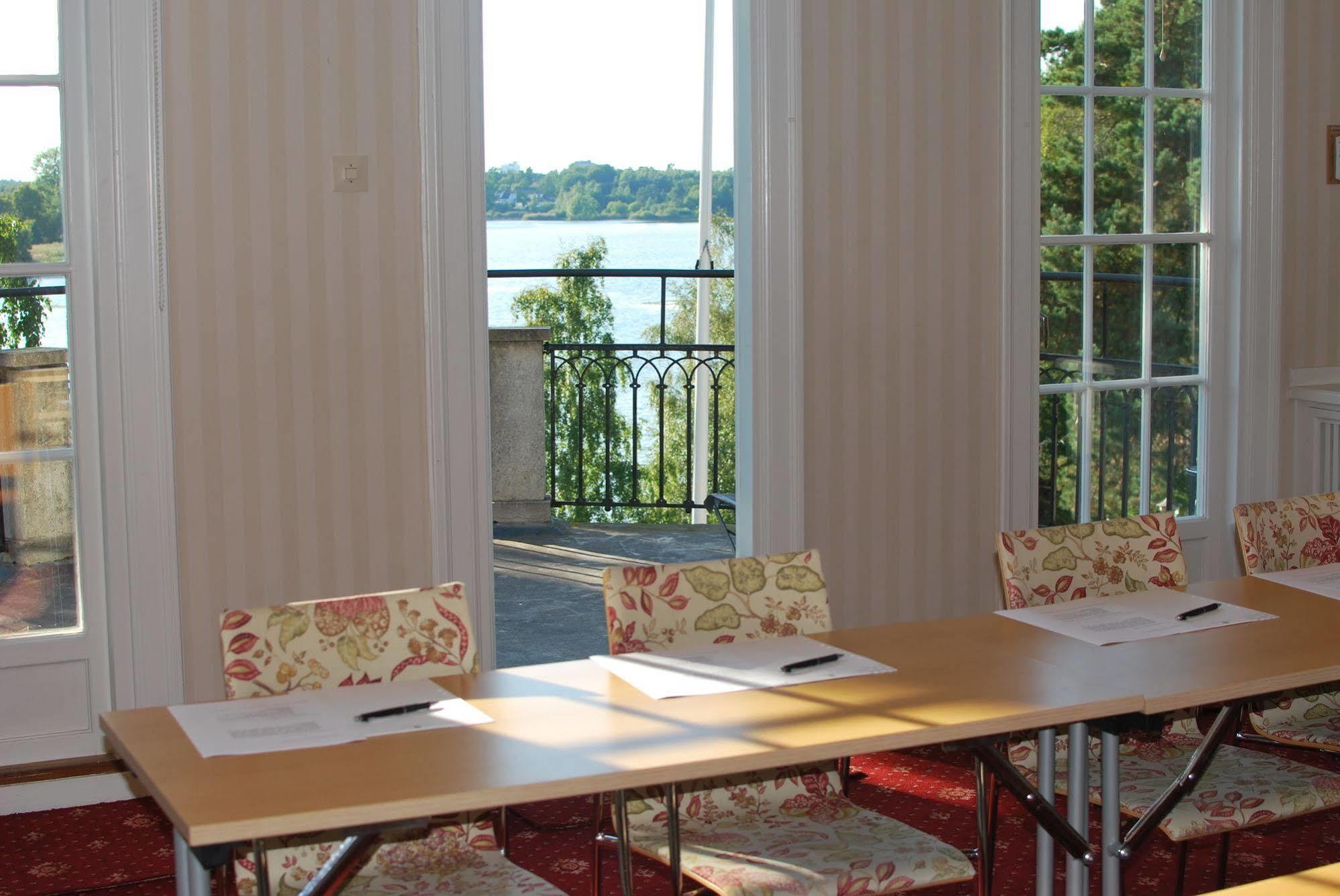 Balingsholm Hotel Huddinge Eksteriør billede
