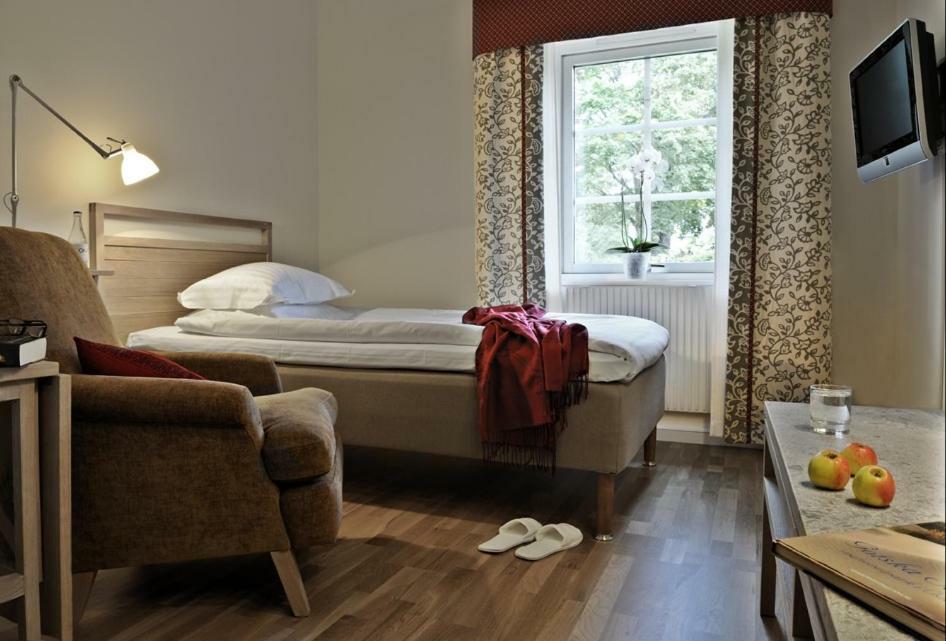 Balingsholm Hotel Huddinge Eksteriør billede